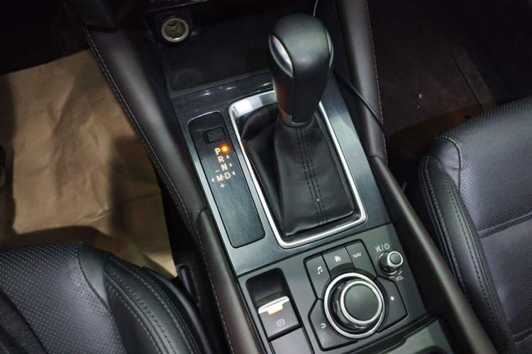 Used Mazda Atenza 2017 2.5L Skyactiv Sport Edition Gear Lever