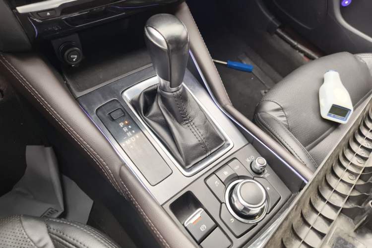 Used Mazda Atenza 2017 2.5L Skyactiv Sport Edition Gear Lever