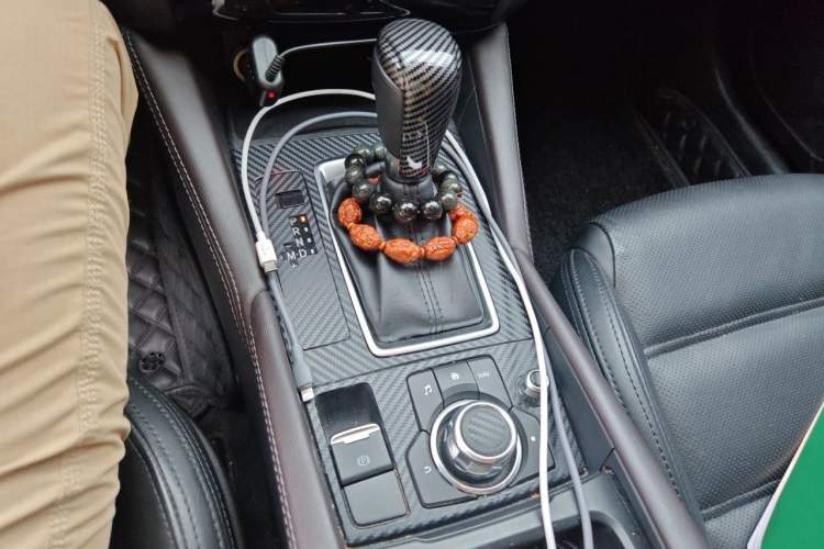 Used Mazda Atenza 2017 2.0L Blue Sky Luxury Edition Gear Lever