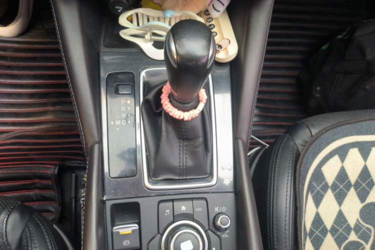 Used Mazda Atenza 2017 2.5L Blue Sky Prestige Edition Gear Lever