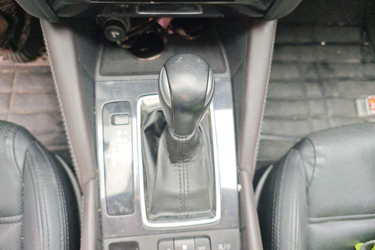 Used Mazda Atenza 2017 2.5L Skyactiv Sport Edition Gear Lever