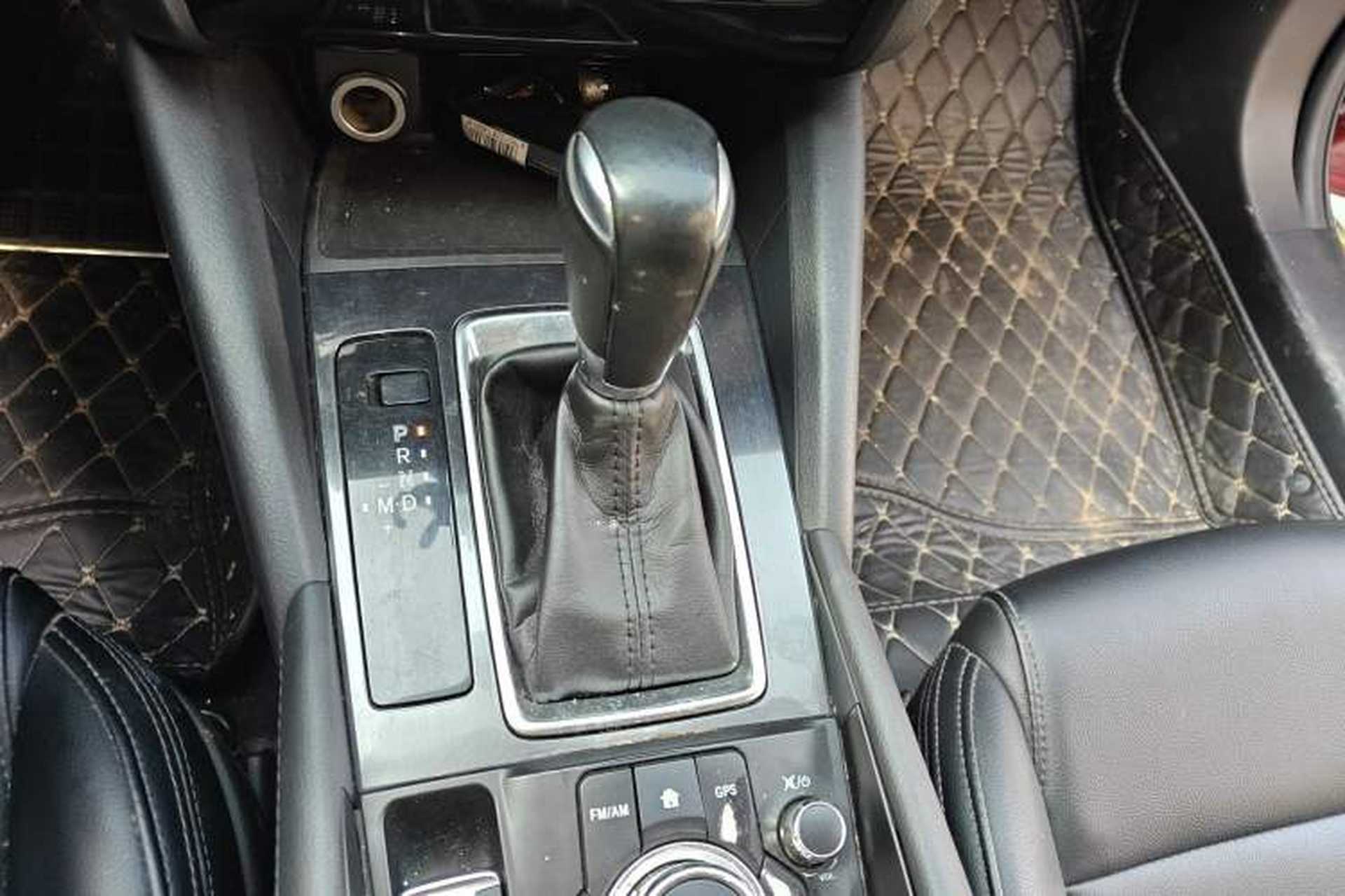 Used Mazda Atenza 2017 2.0L Blue Sky Fashion Edition Gear Lever