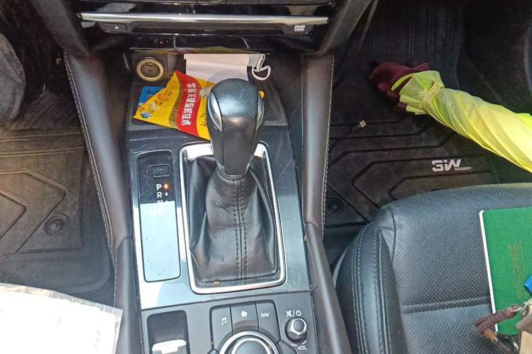 Used Mazda Atenza 2017 2.5L Blue Sky Prestige Edition Gear Lever