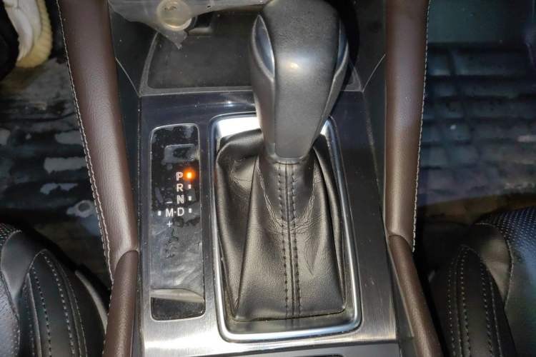 Used Mazda Atenza 2017 2.5L Skyactiv Sport Edition Gear Lever