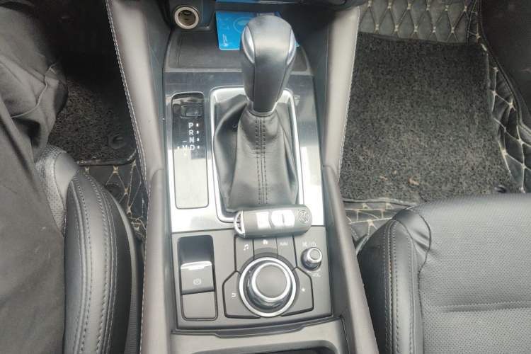 Used Mazda Atenza 2017 2.5L Skyactiv Sport Edition Gear Lever
