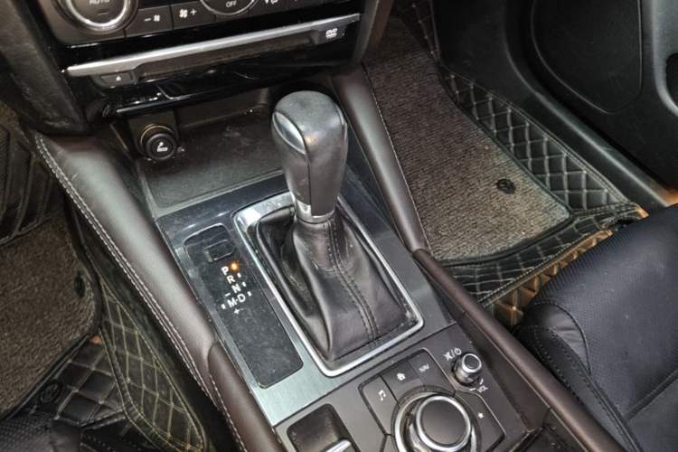 Used Mazda Atenza 2017 2.5L Skyactiv Sport Edition Gear Lever