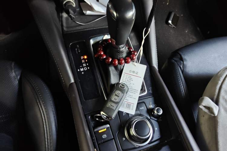 Used Mazda Atenza 2017 2.0L Blue Sky Luxury Edition Gear Lever