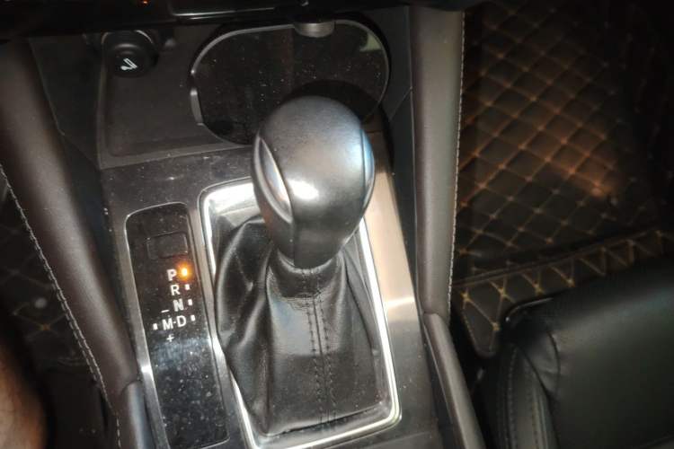 Used Mazda Atenza 2017 2.5L Skyactiv Sport Edition Gear Lever