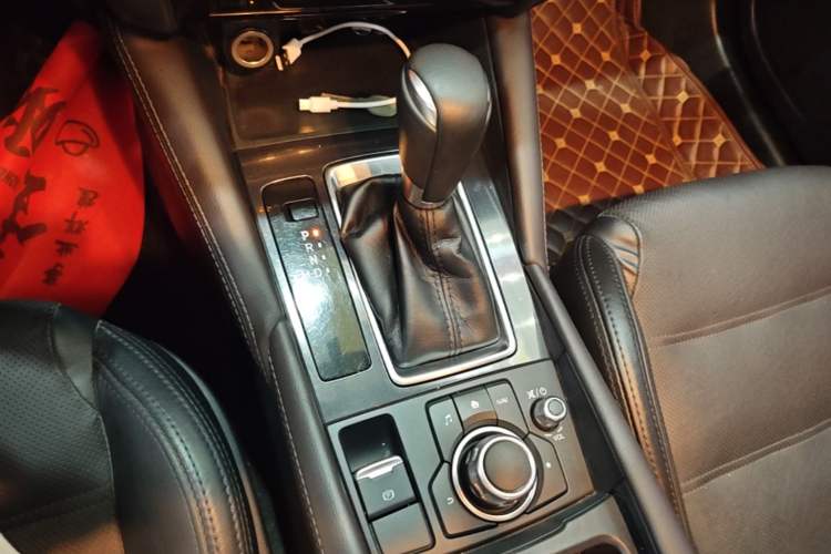 Used Mazda Atenza 2017 2.0L Blue Sky Luxury Edition Gear Lever