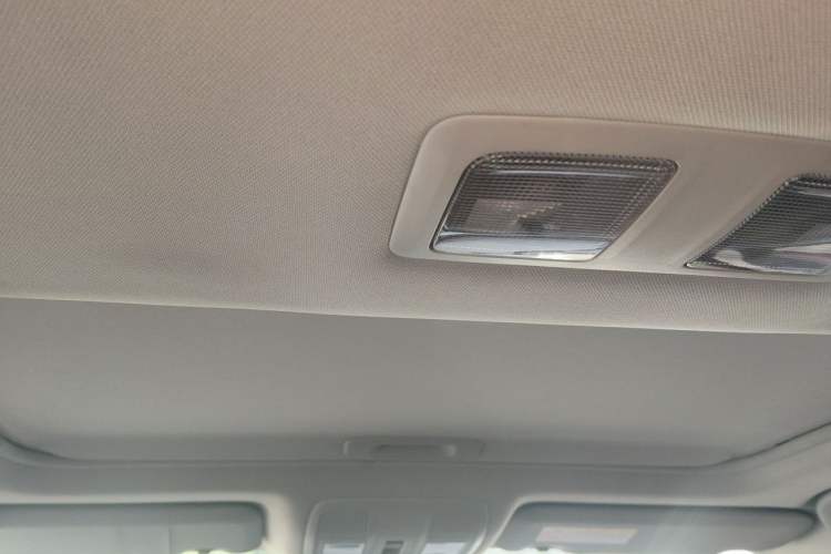 Used Mazda Atenza 2017 2.5L Blue Sky Prestige Edition Headliner