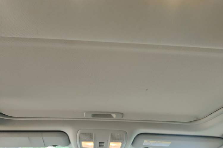 Used Mazda Atenza 2017 2.0L Blue Sky Luxury Edition Headliner