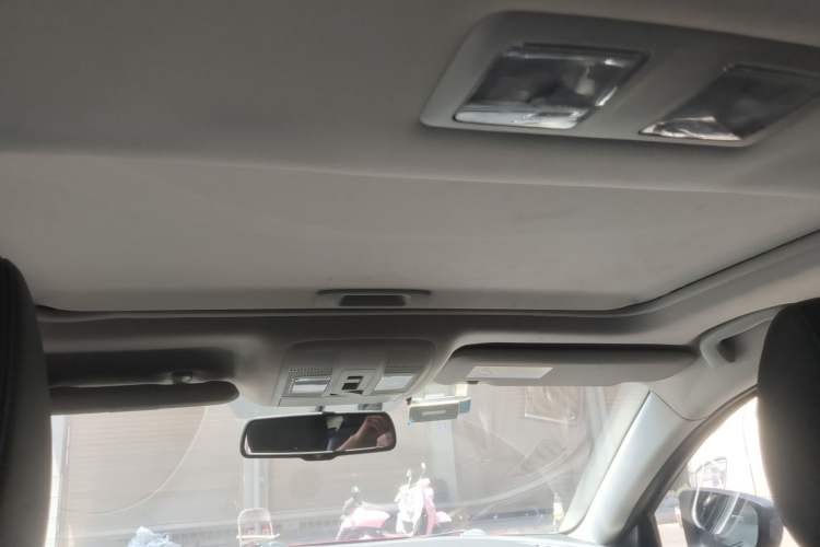 Used Mazda Atenza 2017 2.0L Blue Sky Luxury Edition Headliner