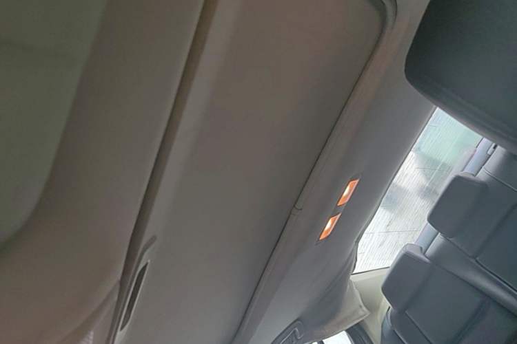 Used Mazda Atenza 2017 2.0L Blue Sky Luxury Edition Headliner