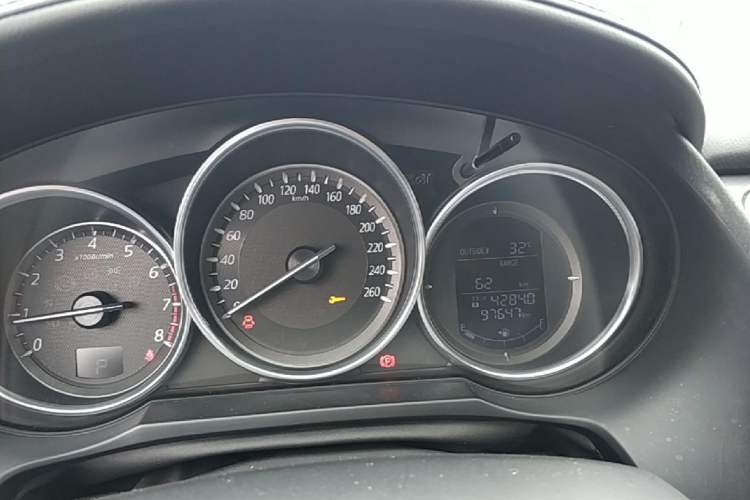 Used Mazda Atenza 2017 2.0L Blue Sky Luxury Edition Instrument Cluster