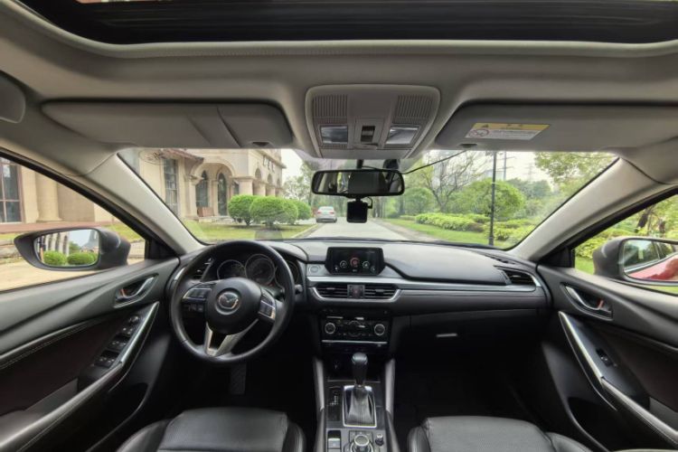 Used Mazda Atenza 2017 2.5L Blue Sky Prestige Edition Interior 1