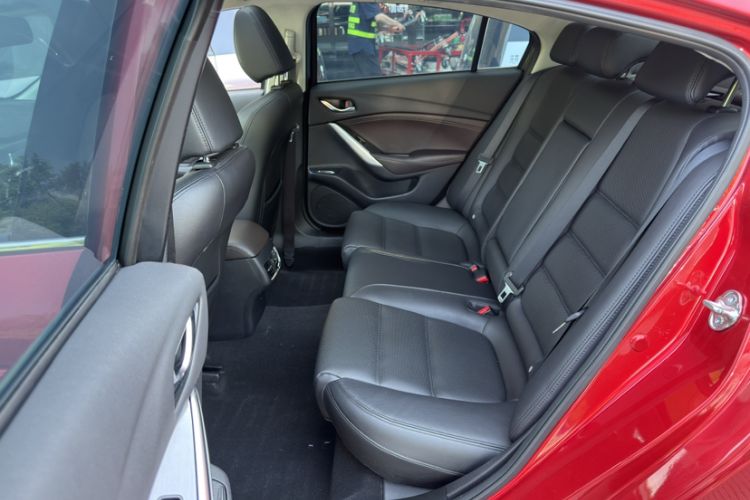 Used Mazda Atenza 2017 2.5L Blue Sky Prestige Edition Interior 10