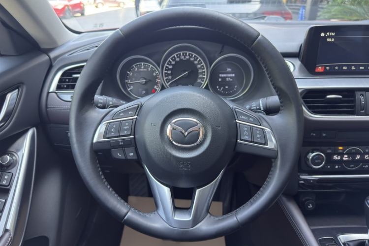 Used Mazda Atenza 2017 2.5L Blue Sky Prestige Edition Interior 11