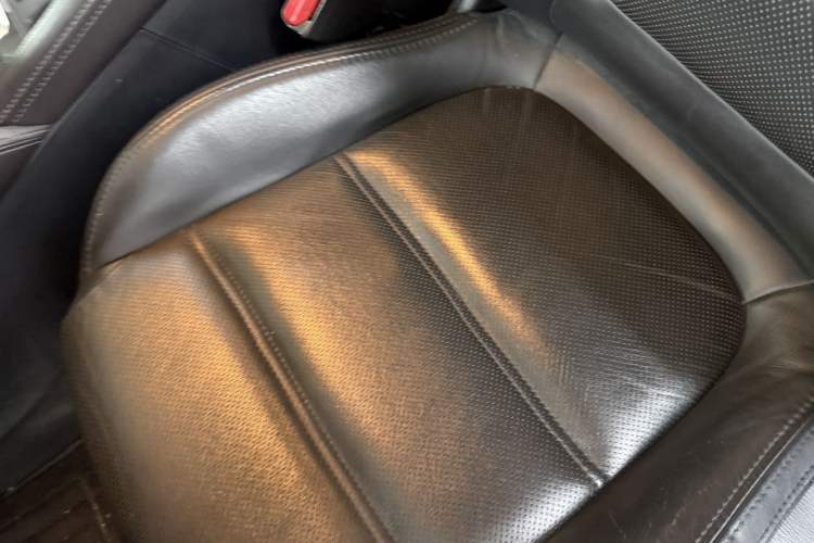 Used Mazda Atenza 2017 2.0L Blue Sky Luxury Edition Interior 2