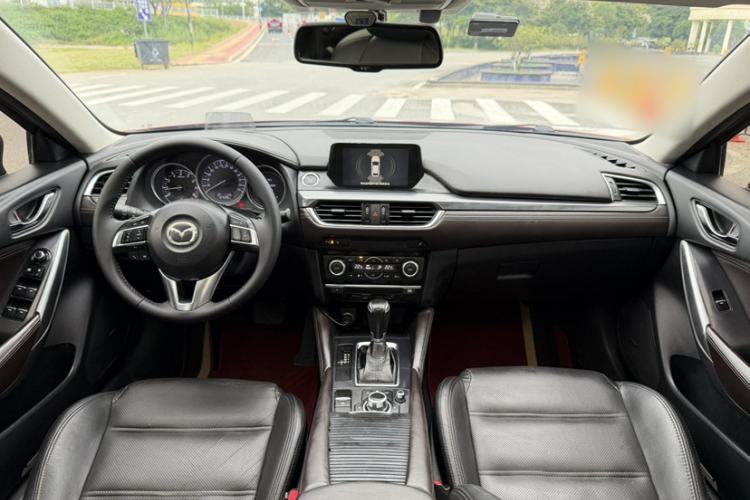 Used Mazda Atenza 2017 2.5L Blue Sky Prestige Edition Interior 2