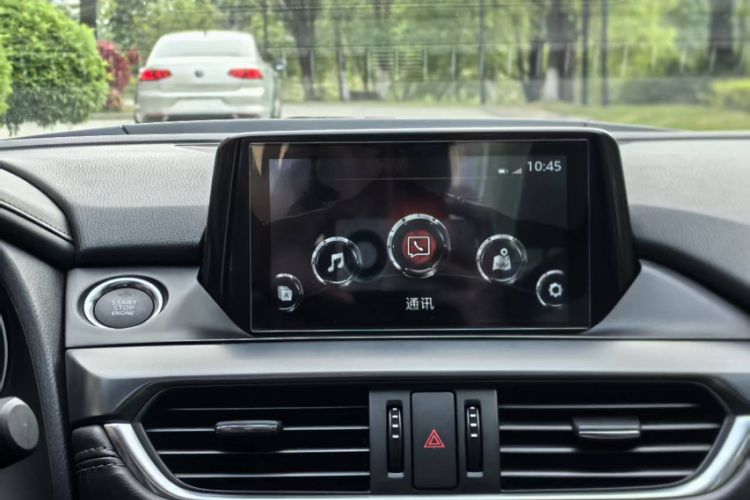 Used Mazda Atenza 2017 2.5L Blue Sky Prestige Edition Interior 2