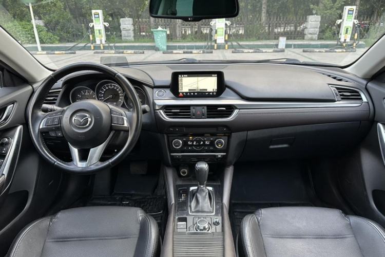 Used Mazda Atenza 2017 2.5L Blue Sky Prestige Edition Interior 2