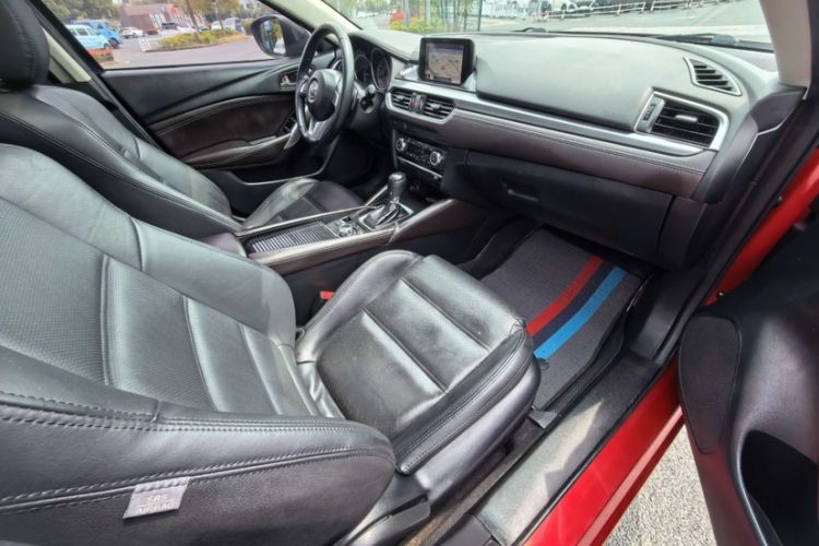 Used Mazda Atenza 2017 2.5L Skyactiv Sport Edition Interior 2
