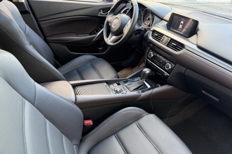 Used Mazda Atenza 2017 2.5L Skyactiv Sport Edition Interior 3