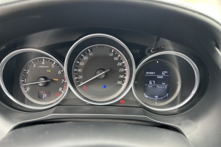 Used Mazda Atenza 2017 2.5L Skyactiv Sport Edition Interior 4