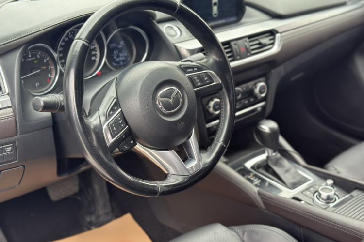 Used Mazda Atenza 2017 2.5L Skyactiv Sport Edition Interior 6