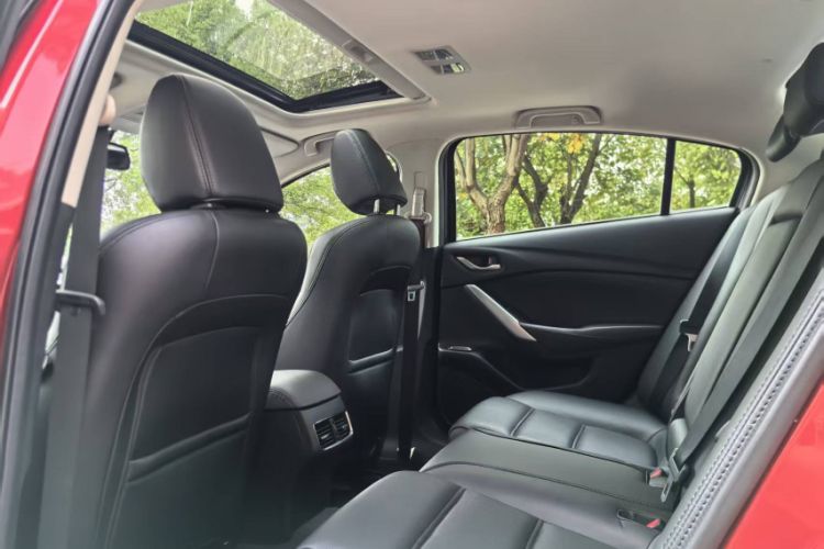 Used Mazda Atenza 2017 2.5L Blue Sky Prestige Edition Interior 6