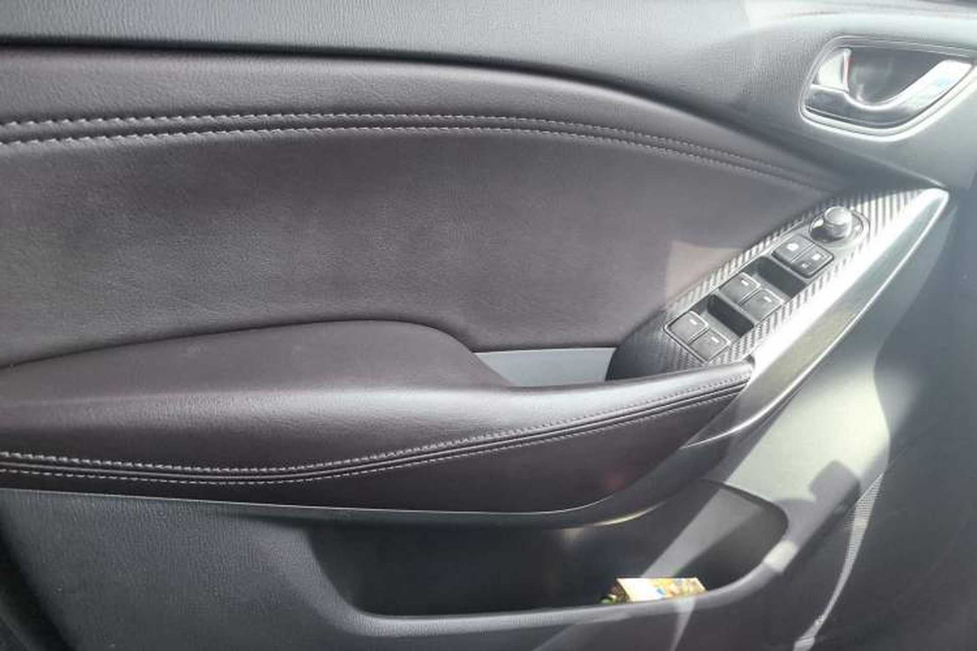 Used Mazda Atenza 2017 2.5L Skyactiv Sport Edition Interior 8
