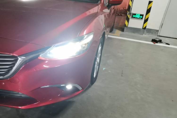 Used Mazda Atenza 2017 2.0L Blue Sky Luxury Edition Left Front Headlight