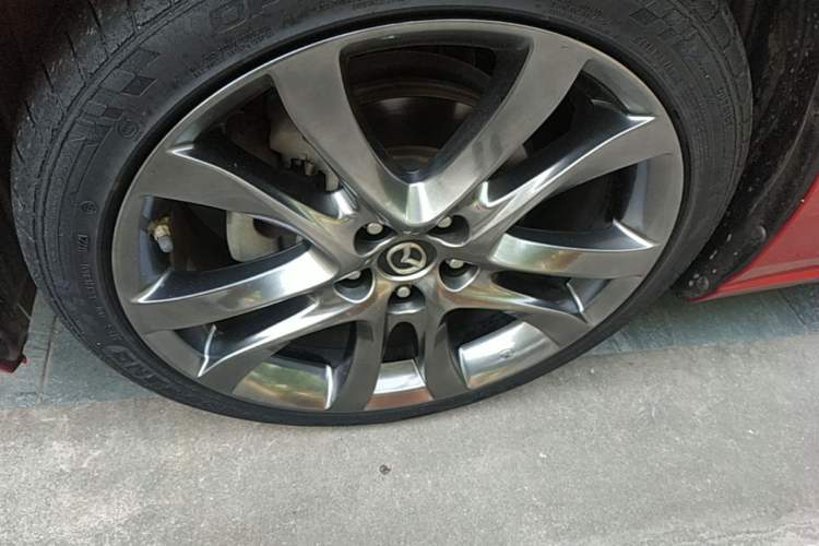 Used Mazda Atenza 2017 2.5L Blue Sky Prestige Edition Left Front Wheel Hub