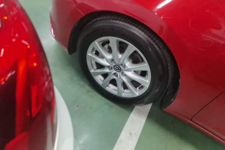 Used Mazda Atenza 2017 2.0L Blue Sky Prestige Edition Left Front Wheel Hub