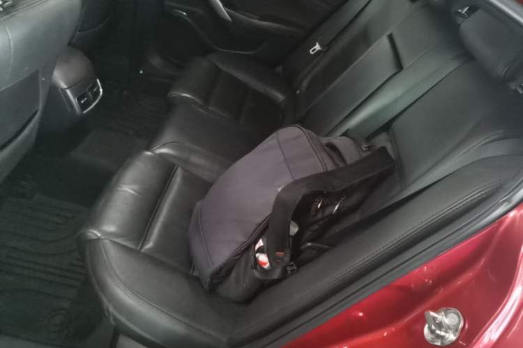 Used Mazda Atenza 2017 2.0L Blue Sky Luxury Edition Left Rear Seat