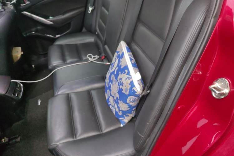Used Mazda Atenza 2017 2.5L Blue Sky Prestige Edition Left Rear Seat