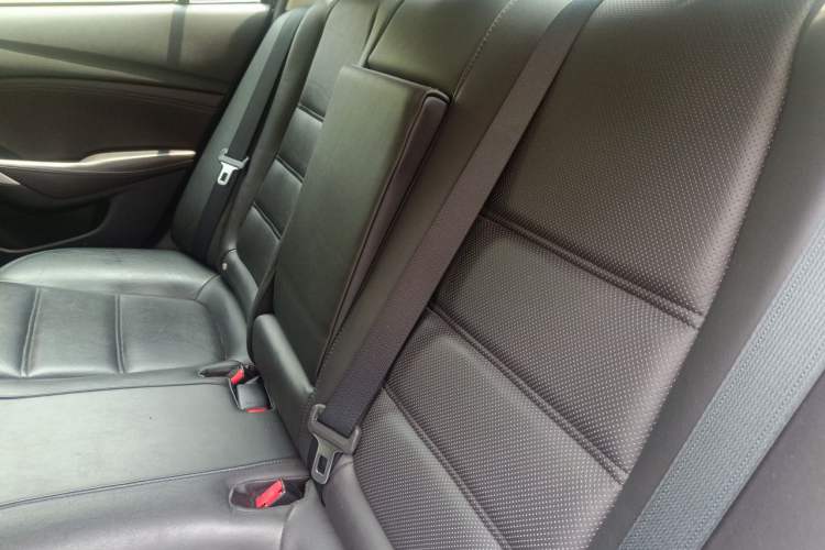 Used Mazda Atenza 2017 2.5L Blue Sky Prestige Edition Left Rear Seat