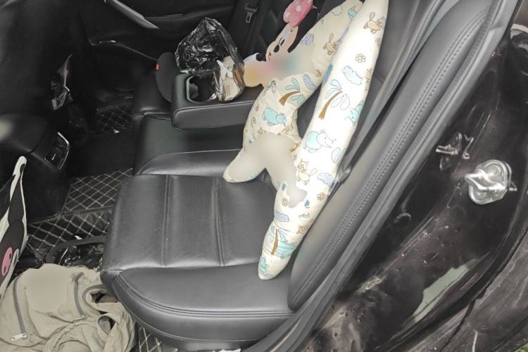 Used Mazda Atenza 2017 2.5L Blue Sky Prestige Edition Left Rear Seat