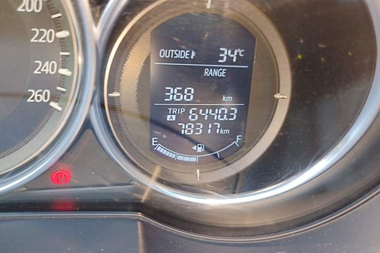 Used Mazda Atenza 2017 2.0L Blue Sky Luxury Edition Odometer Close Up