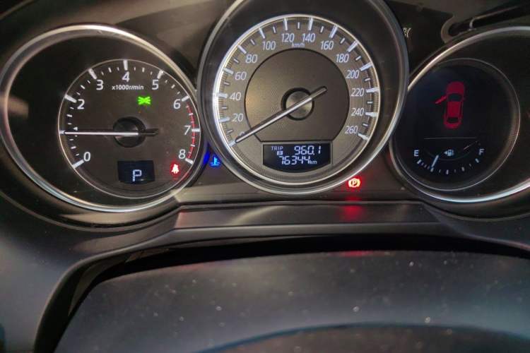 Used Mazda Atenza 2017 2.5L Blue Sky Prestige Edition Odometer Close Up