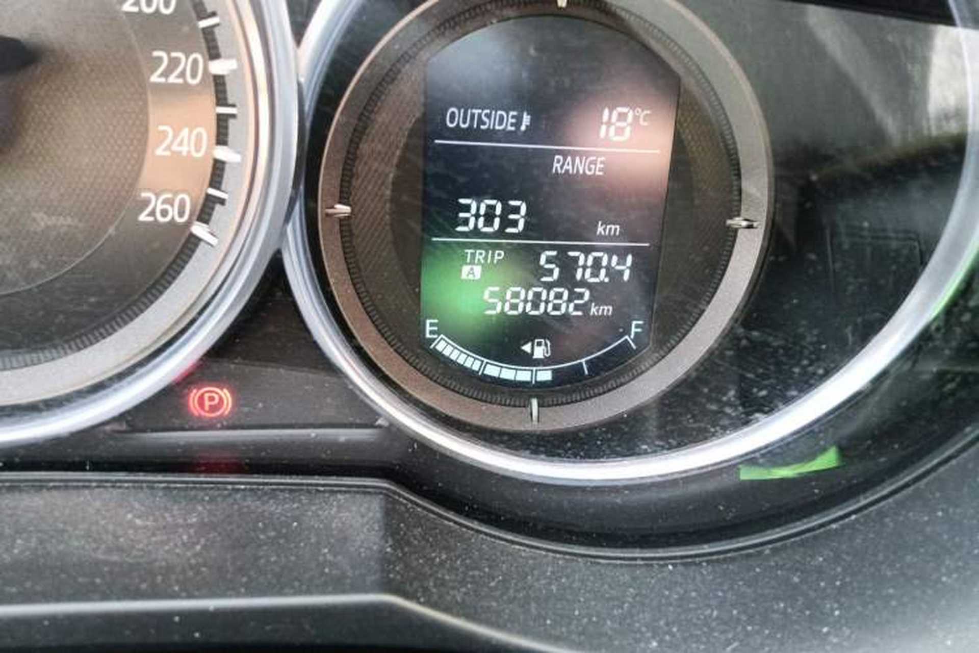 Used Mazda Atenza 2017 2.5L Skyactiv Sport Edition Odometer Close Up