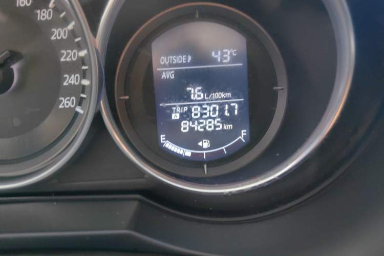 Used Mazda Atenza 2017 2.5L Skyactiv Sport Edition Odometer Close Up