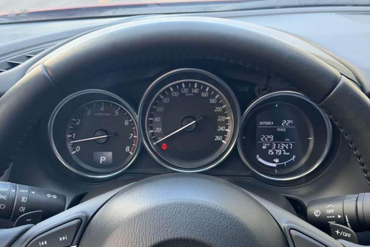 Used Mazda Atenza 2017 2.5L Skyactiv Sport Edition Odometer Close Up