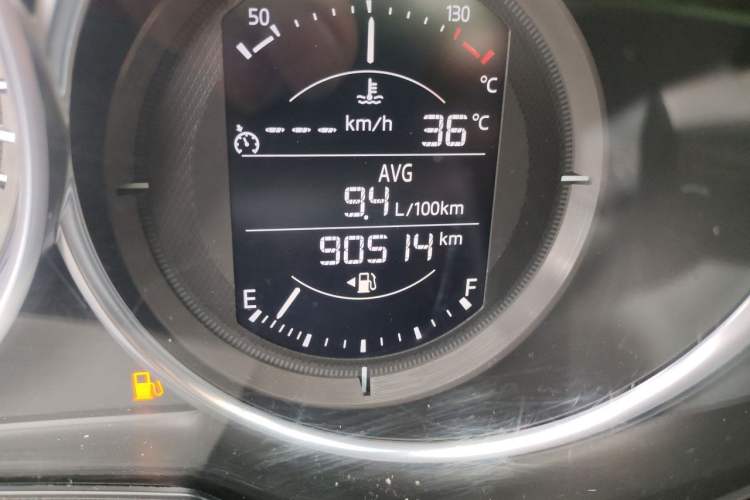 Used Mazda Atenza 2017 2.0L Blue Sky Luxury Edition Odometer Close Up