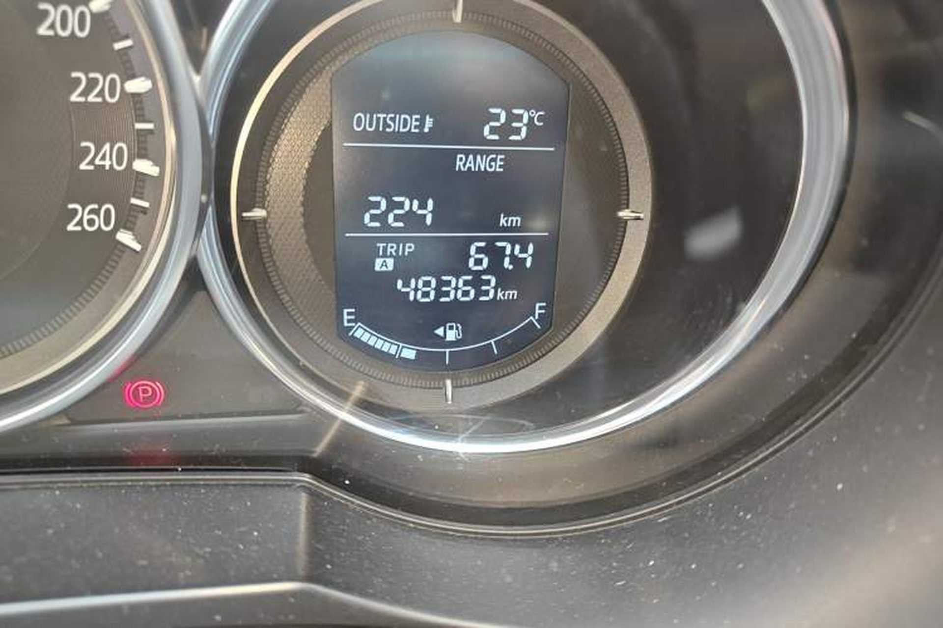 Used Mazda Atenza 2017 2.0L Blue Sky Fashion Edition Odometer Close Up