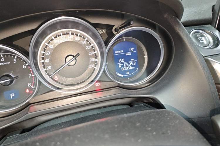 Used Mazda Atenza 2017 2.5L Skyactiv Sport Edition Odometer Close Up