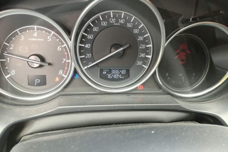 Used Mazda Atenza 2017 2.5L Blue Sky Prestige Edition Odometer Close Up