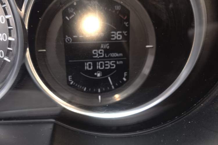 Used Mazda Atenza 2017 2.0L Blue Sky Luxury Edition Odometer Close Up