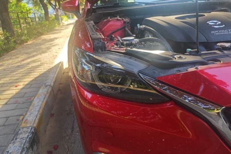 Used Mazda Atenza 2017 2.5L Skyactiv Sport Edition Right Front Headlight