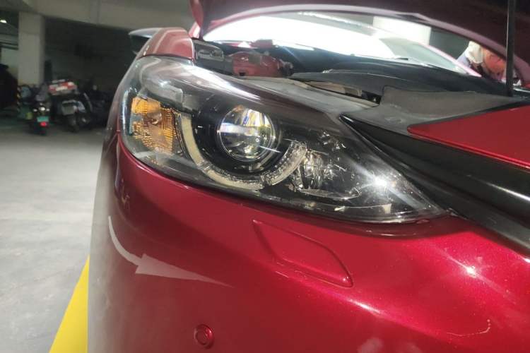 Used Mazda Atenza 2017 2.5L Blue Sky Prestige Edition Right Front Headlight
